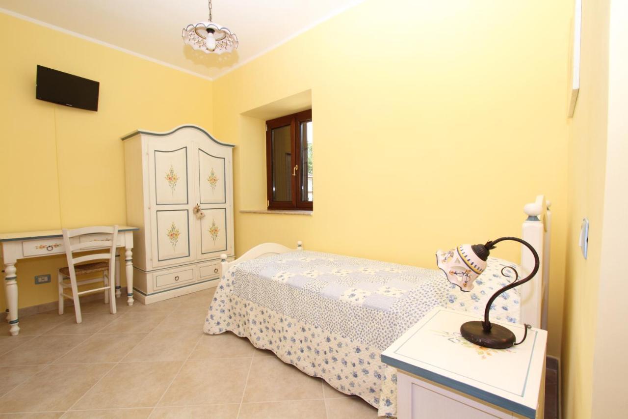 Azienda Agrituristica La Tenuta Del Falco Piedimonte San Germano Eksteriør bilde