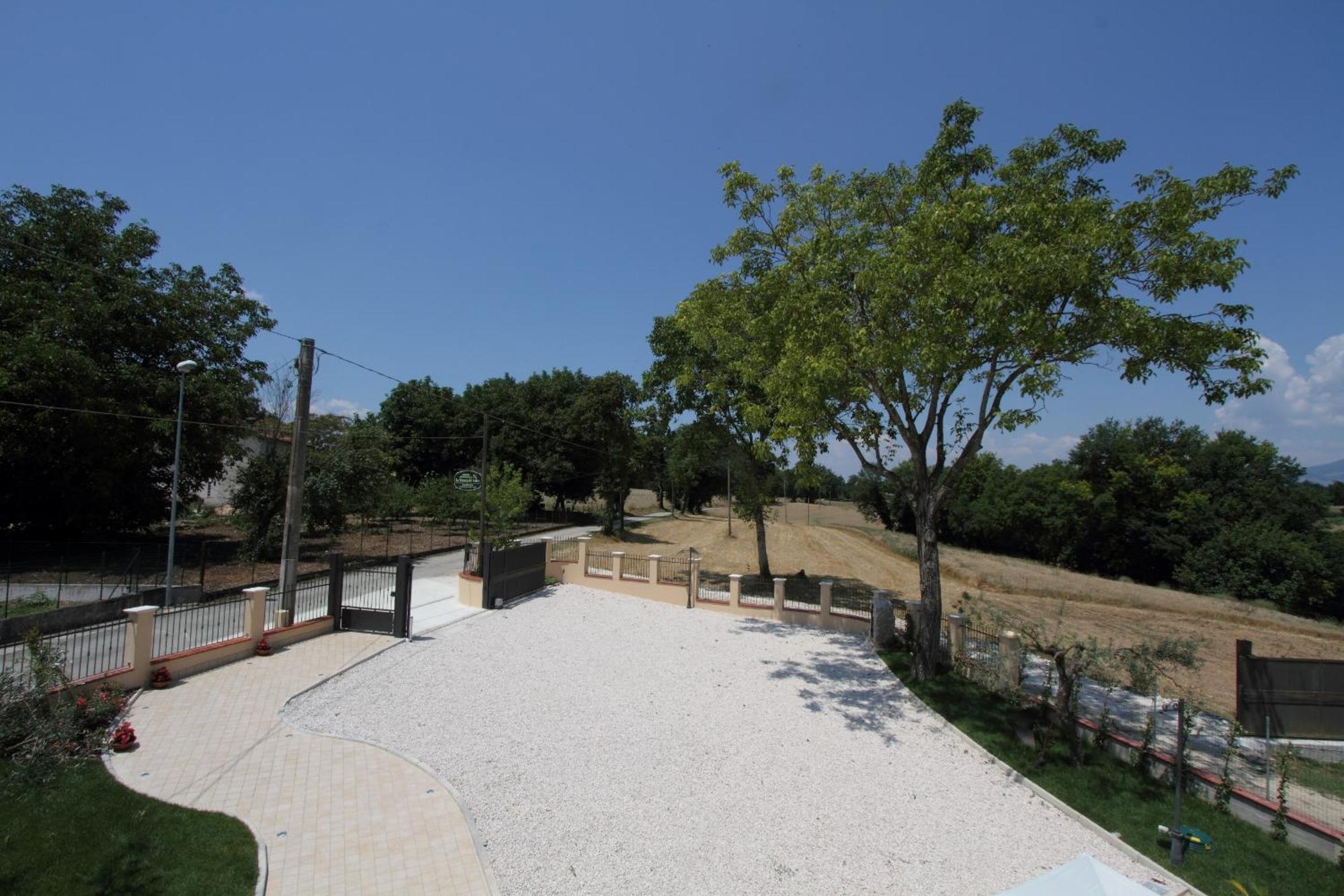 Azienda Agrituristica La Tenuta Del Falco Piedimonte San Germano Rom bilde